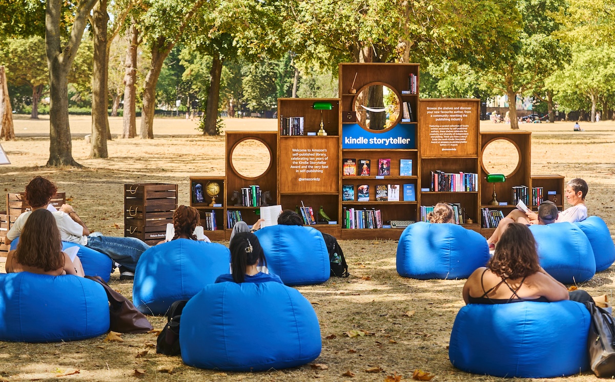 Amazon-Pop-Up-library-3 Amazon-Pop-Up-library-3